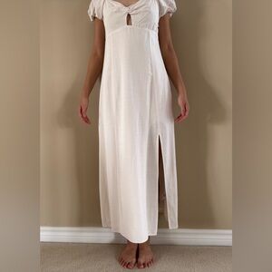 Elegant Cream Maxi Dress with Slit